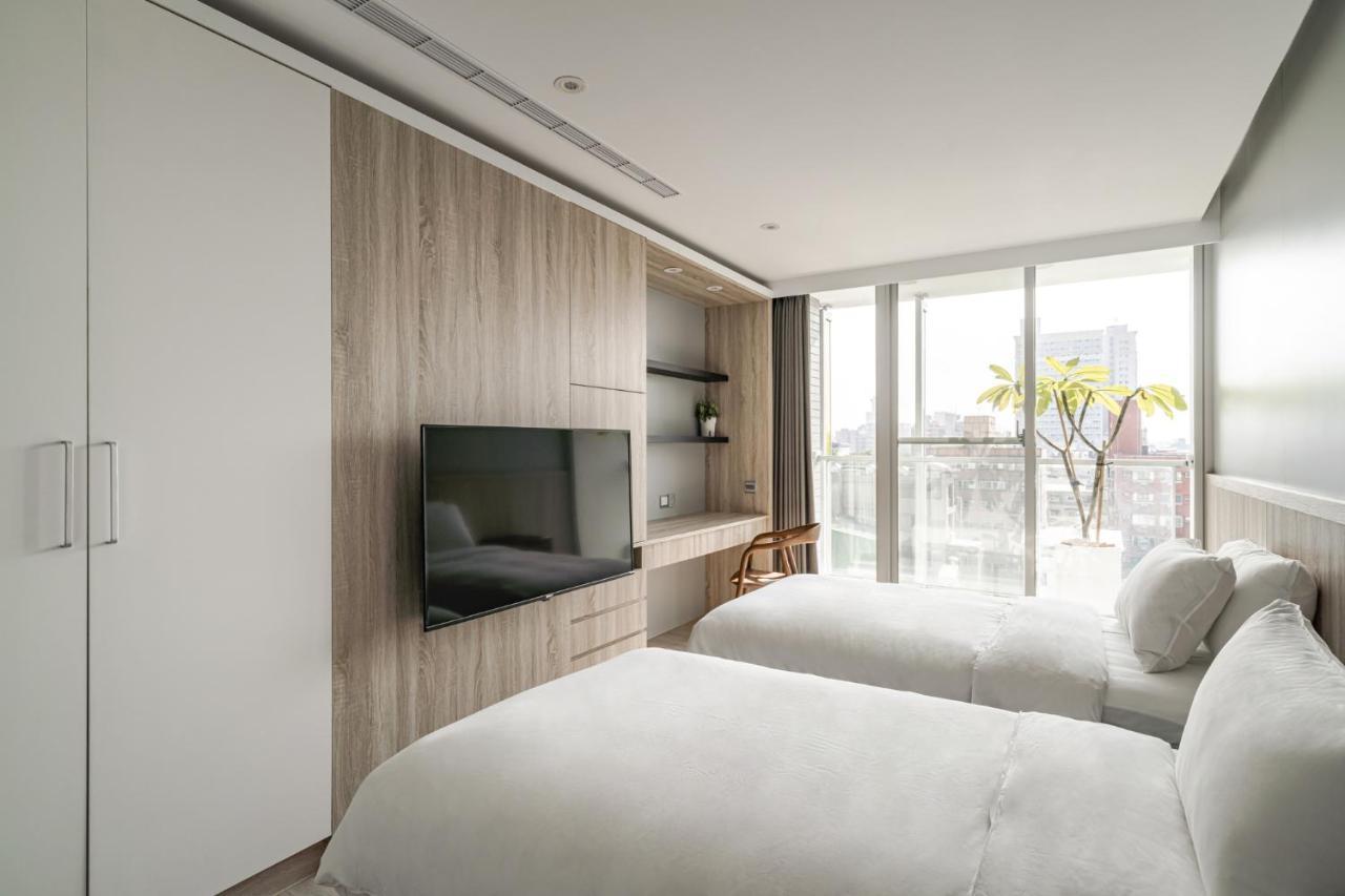1Li7E Hotel ไถจง ภายนอก รูปภาพ